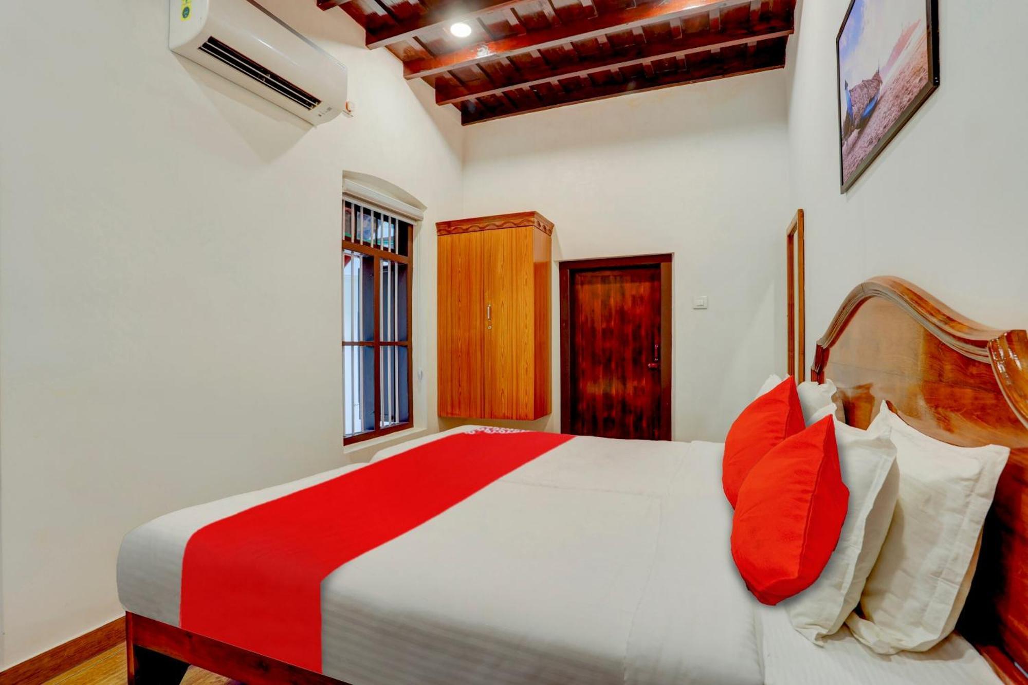Hotel O Poptavern Heritage Kovalam Exterior photo